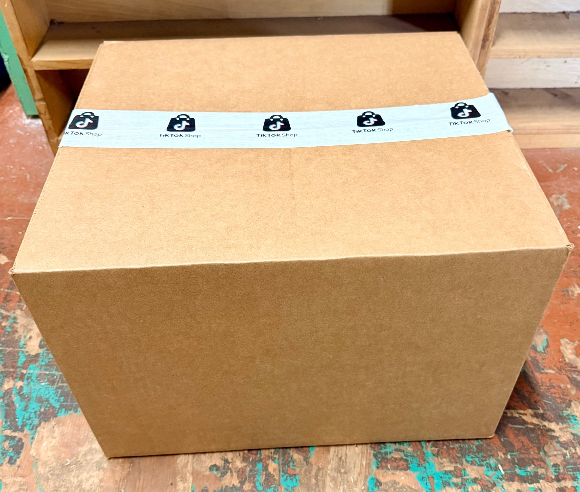 TikTok blind box sealed view